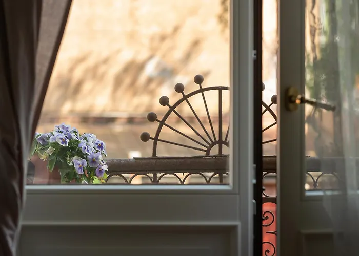 Modern In Historical Building With Car Parking! *