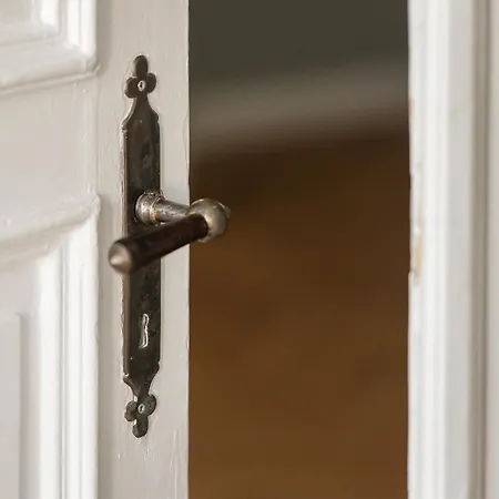 Appartamento Modern In Historical Building With Car Parking!