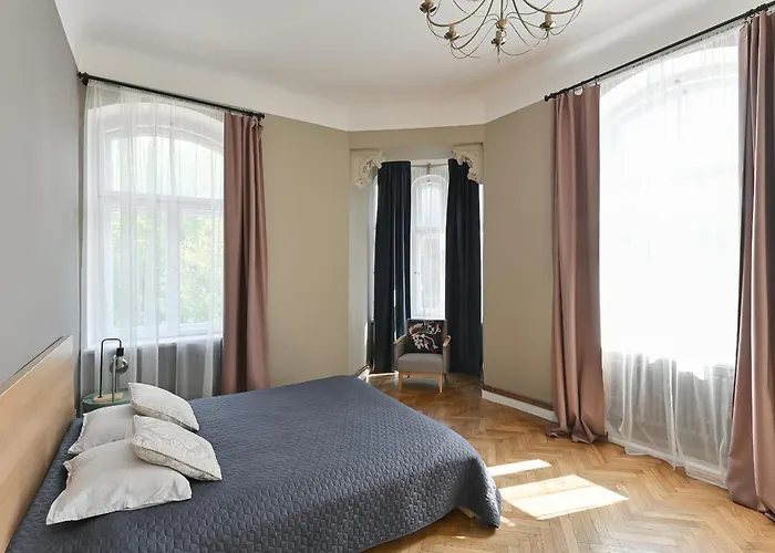 Modern In Historical Building With Car Parking! * Ryga