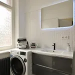 Appartamento Modern In Historical Building With Car Parking! *