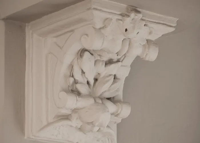 Modern In Historical Building With Car Parking! Рига